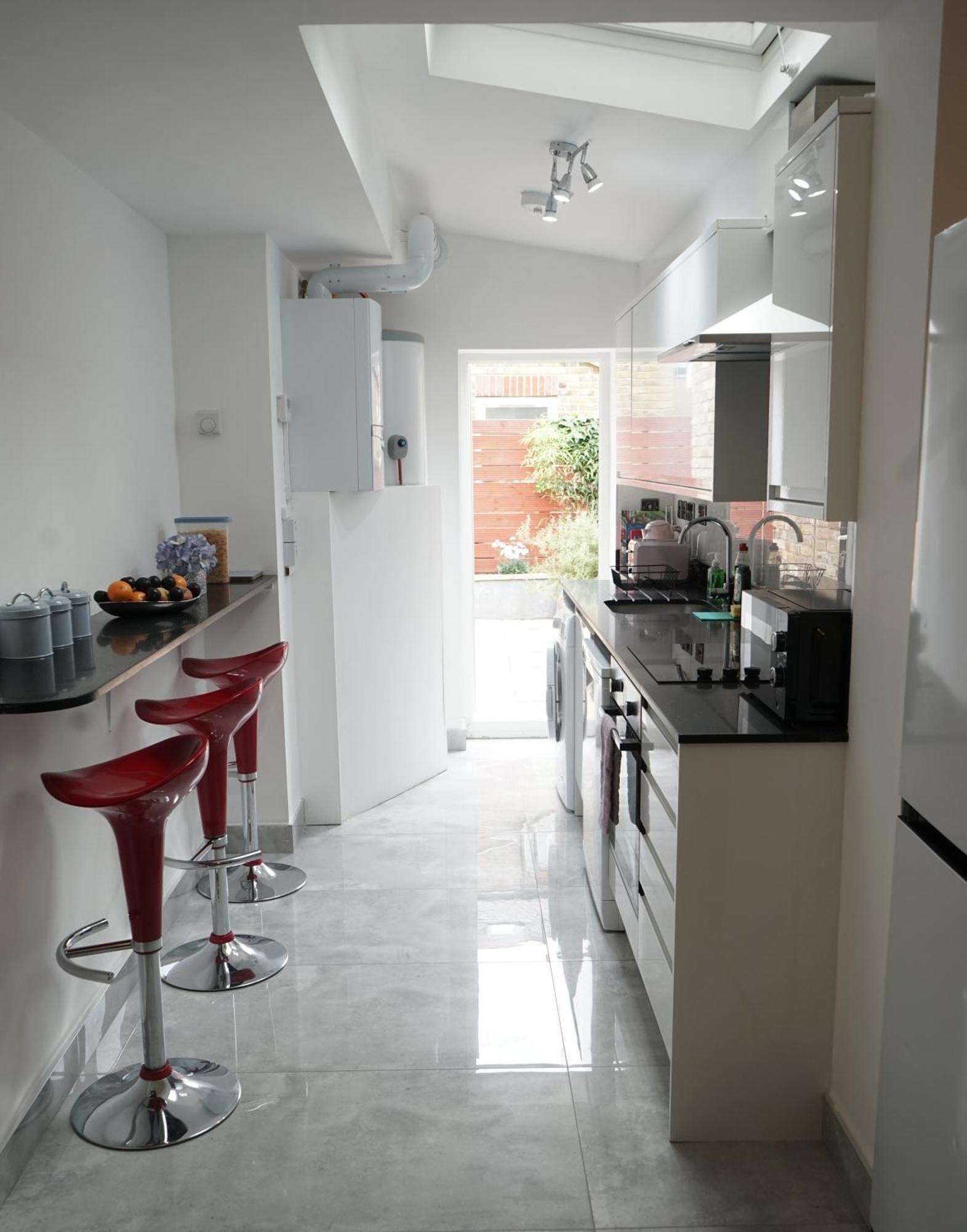 הוילה Luxury London House Sleeps 13, 2 Minutes To Metro מראה חיצוני תמונה