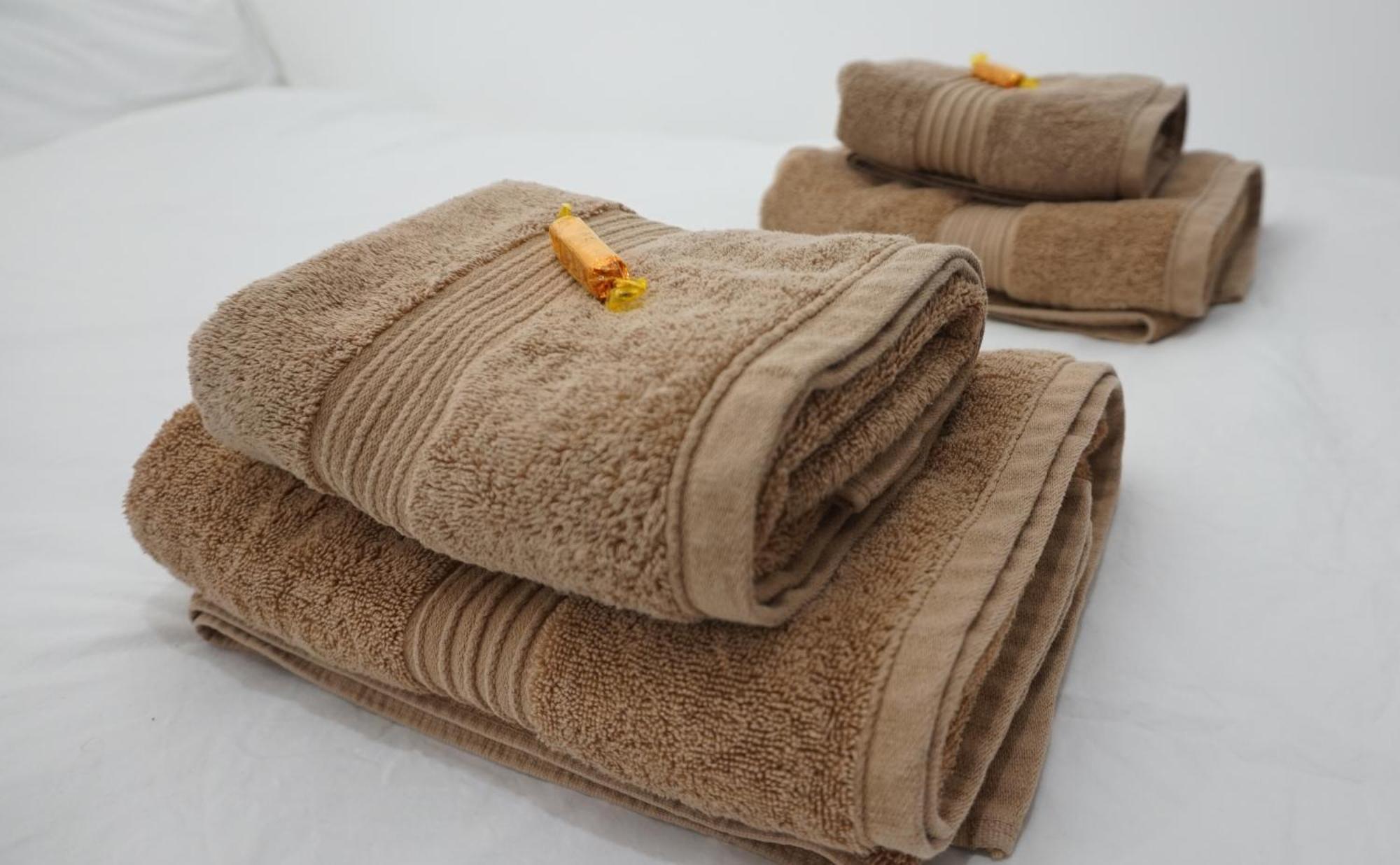 הוילה Luxury London House Sleeps 13, 2 Minutes To Metro מראה חיצוני תמונה