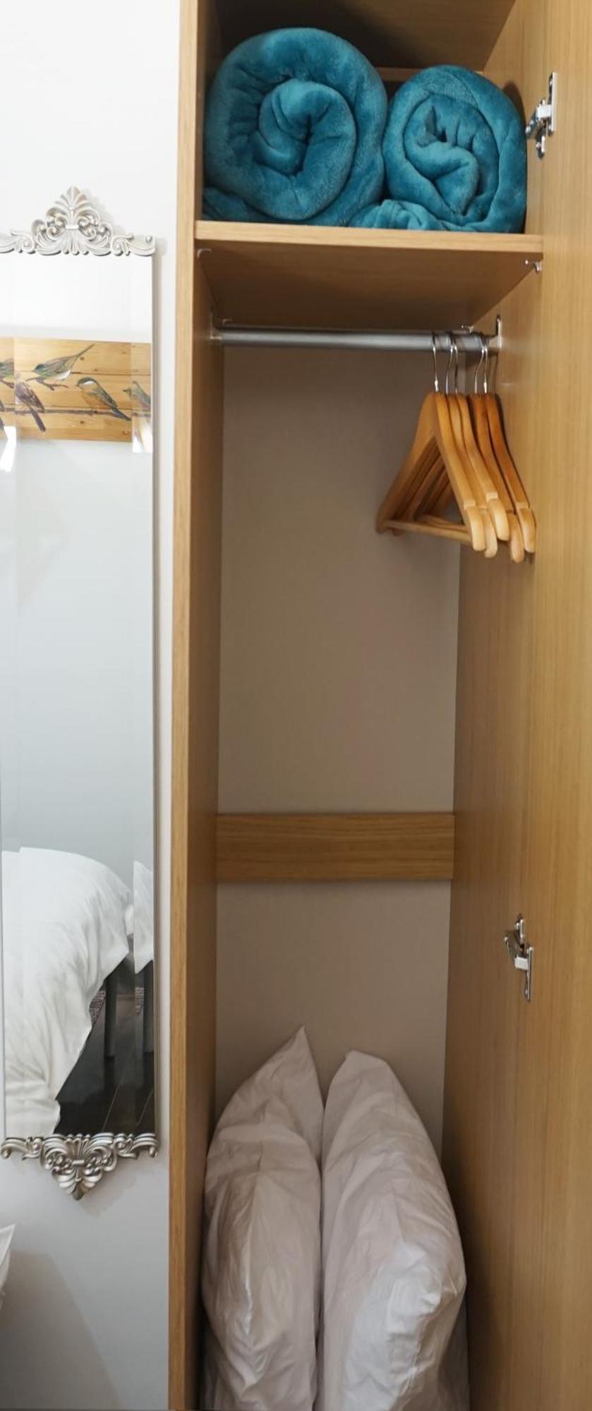 הוילה Luxury London House Sleeps 13, 2 Minutes To Metro מראה חיצוני תמונה